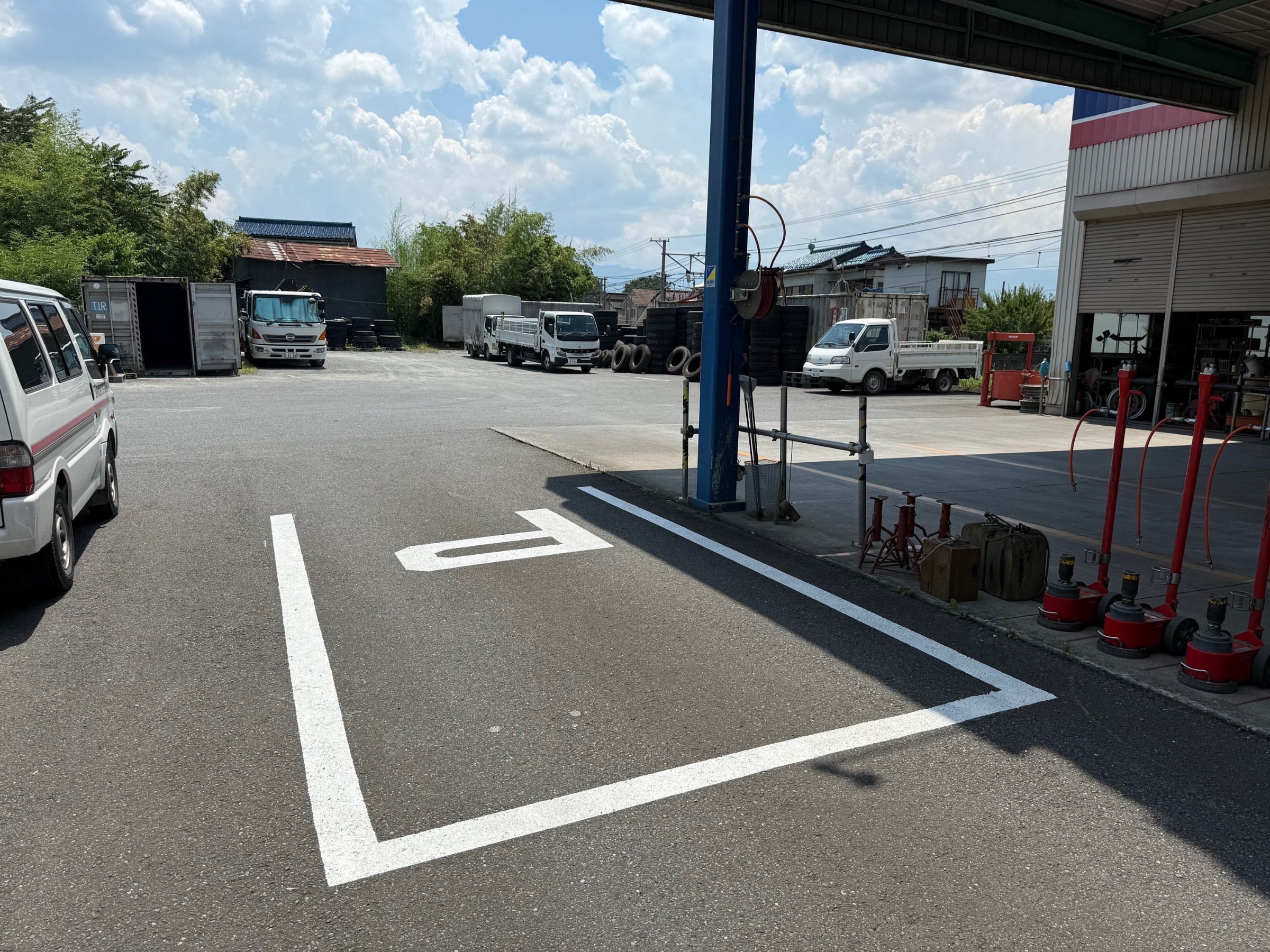 乗用車用駐車スペース